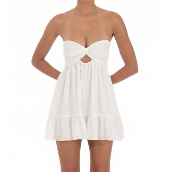 LUCY IN THE SKY Dresses & Skirts - NEW LUCY IN THE SKY swiss dot twist front mini dress in white
